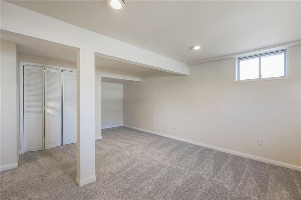 9844 N Cherry Street — photo 26