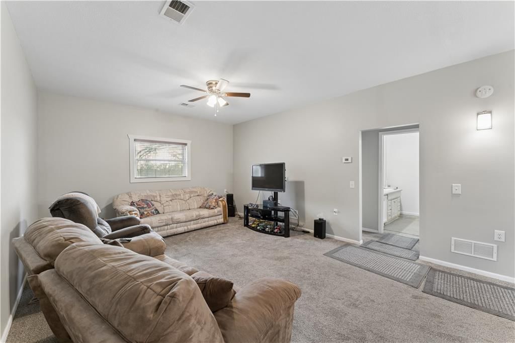 13382 NW Oak Street — photo 8