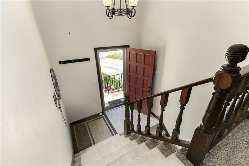 15906 W 154th Terrace — photo 9