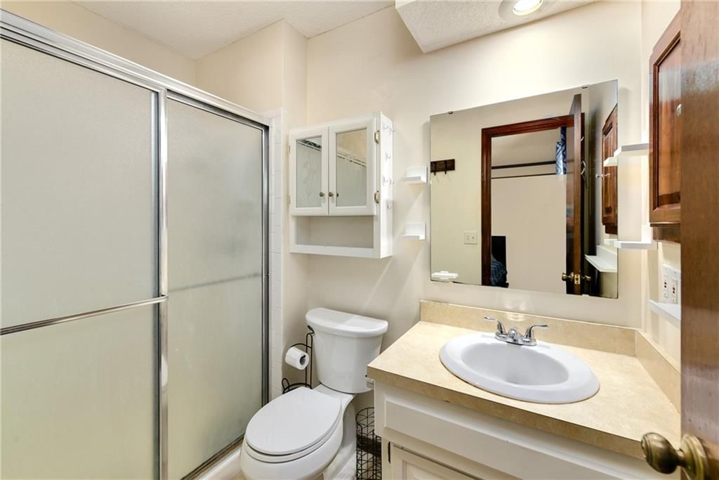 15906 W 154th Terrace — photo 18