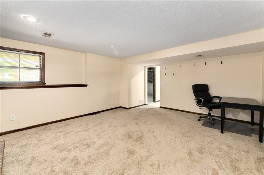 15906 W 154th Terrace — photo 26
