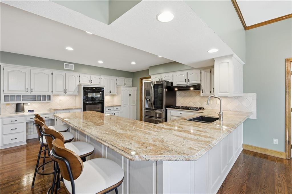 12333 Pembroke Lane — photo 12
