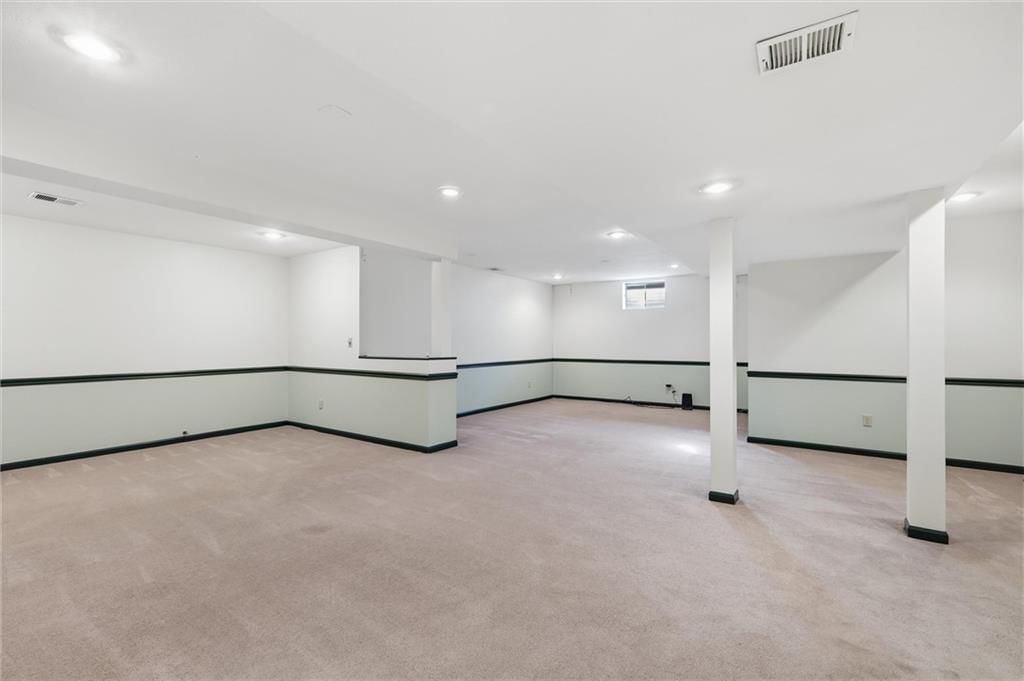 12333 Pembroke Lane — photo 33