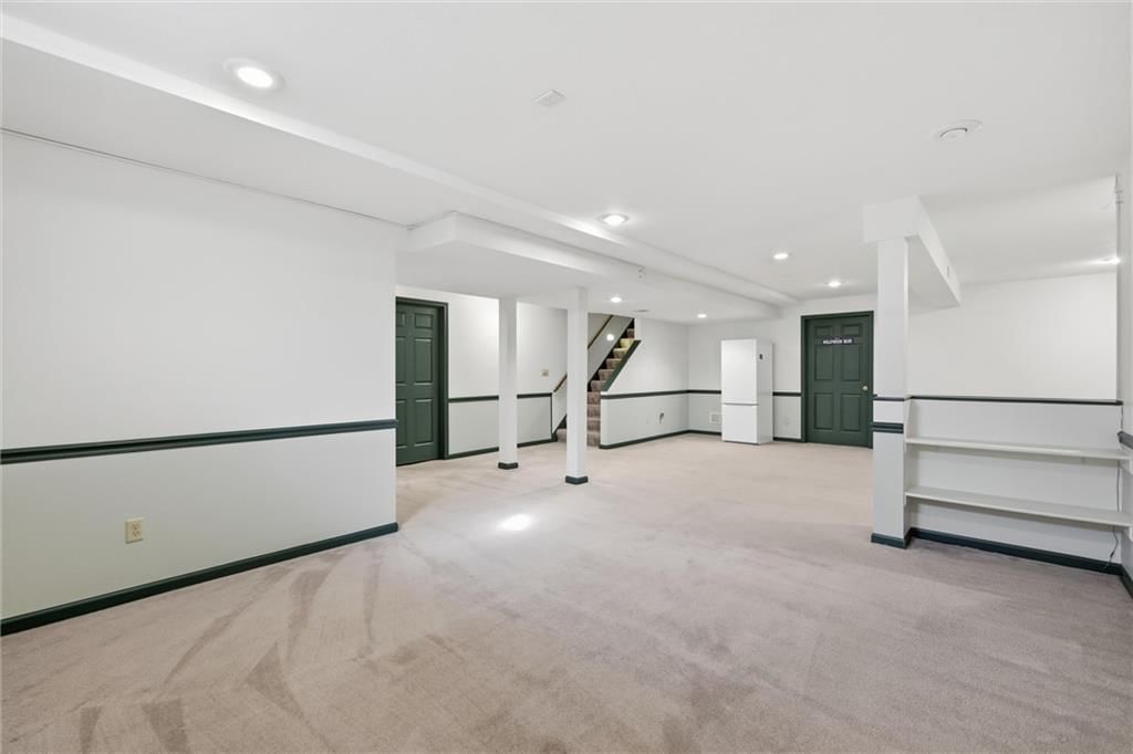 12333 Pembroke Lane — photo 34