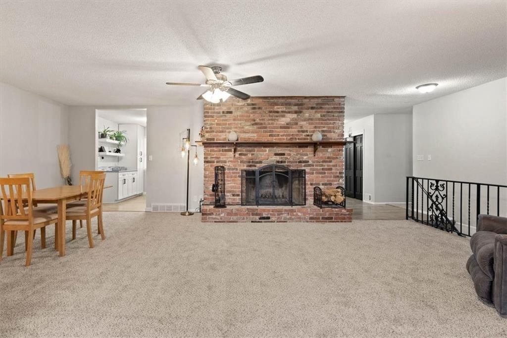7235 Wallace Avenue — photo 6