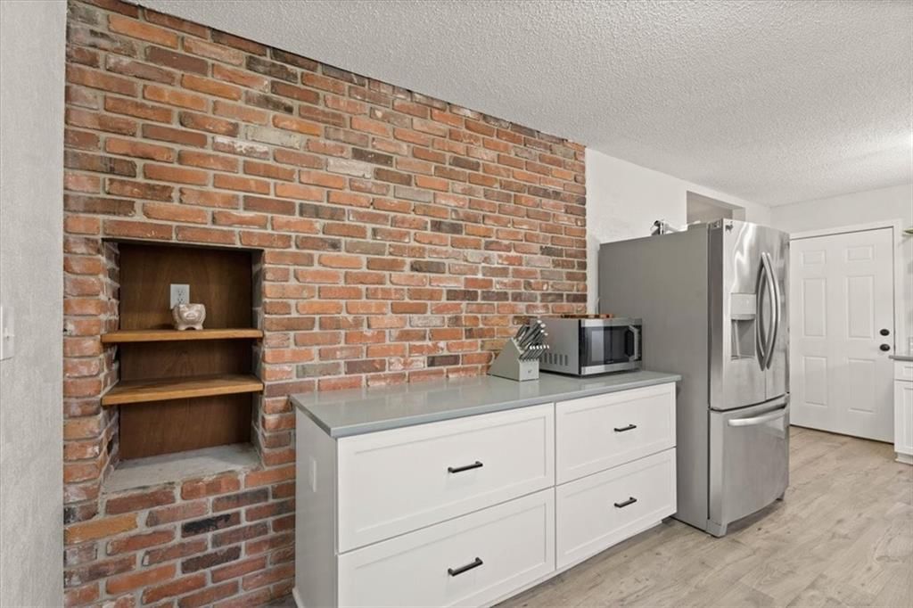 7235 Wallace Avenue — photo 15