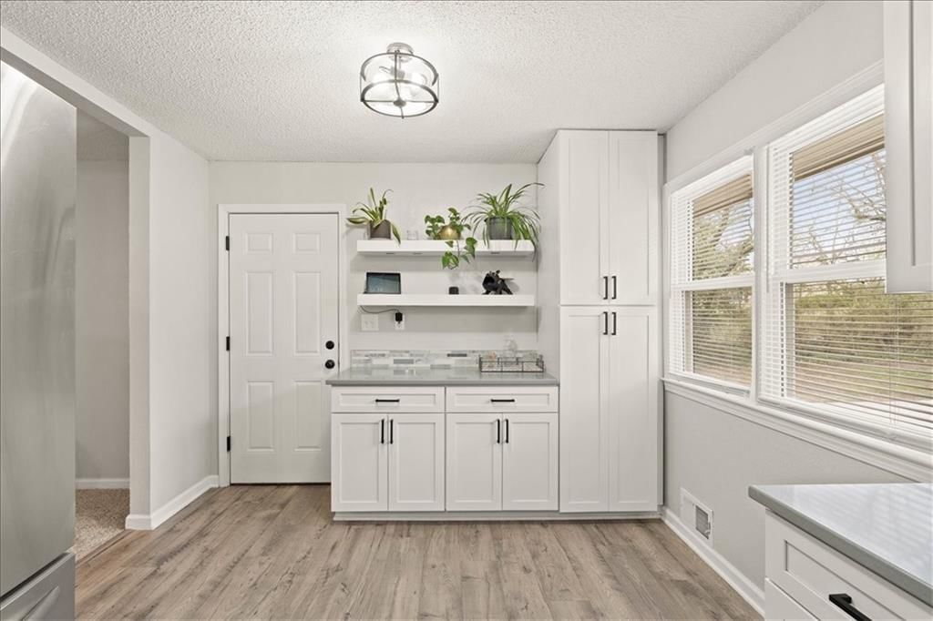 7235 Wallace Avenue — photo 16