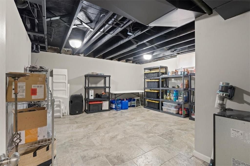7235 Wallace Avenue — photo 31