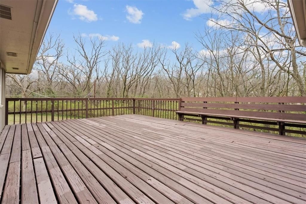 7235 Wallace Avenue — photo 37