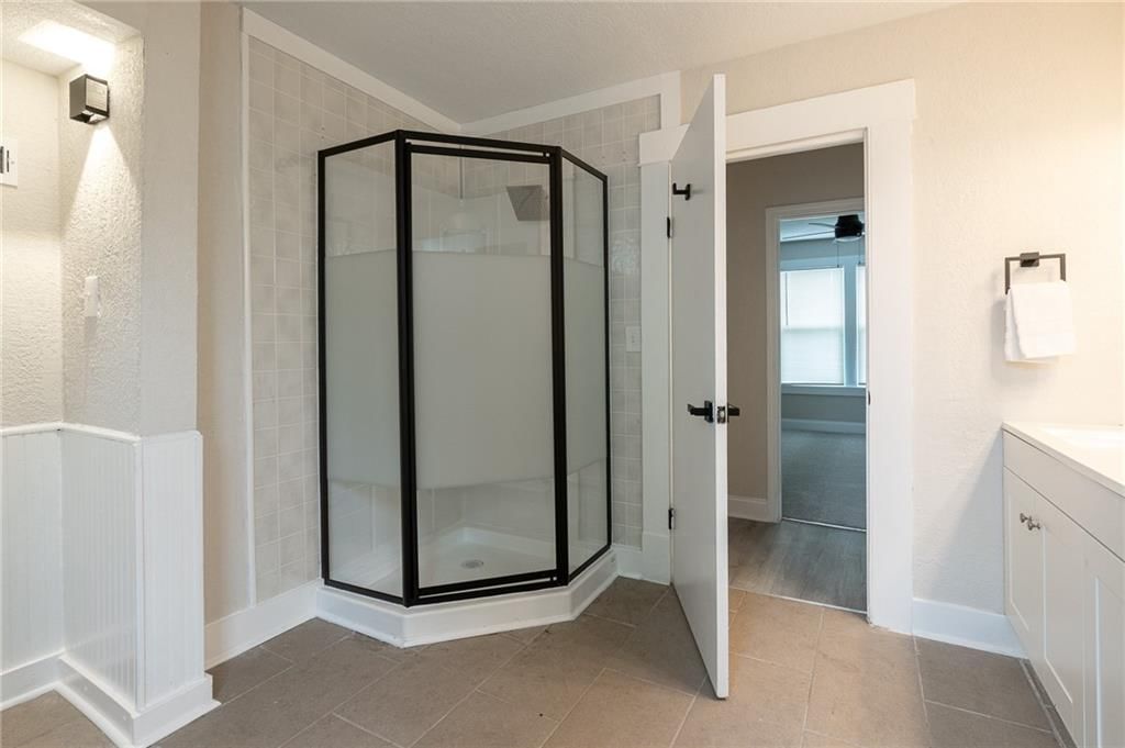 315 Osage Street — photo 24