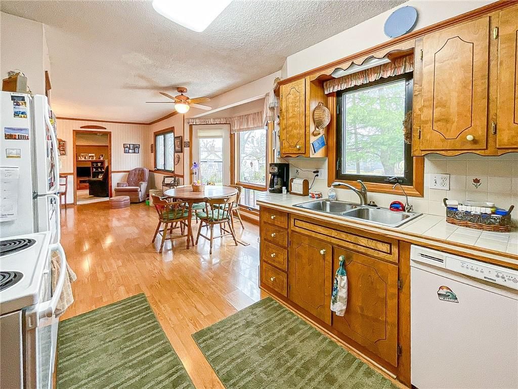 2614 Plaza Avenue — photo 15