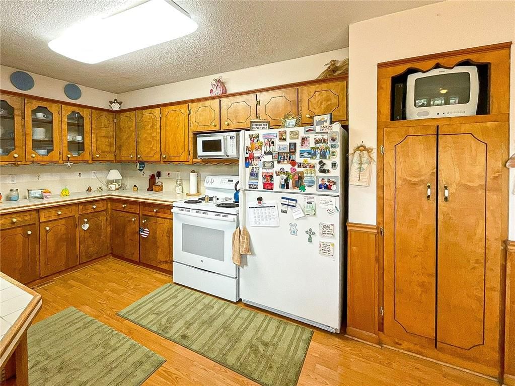 2614 Plaza Avenue — photo 18