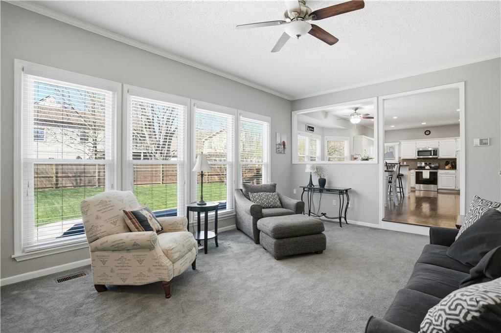 15204 OUTLOOK Street — photo 5