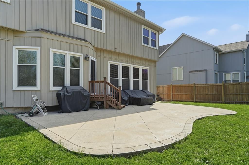 15204 OUTLOOK Street — photo 31