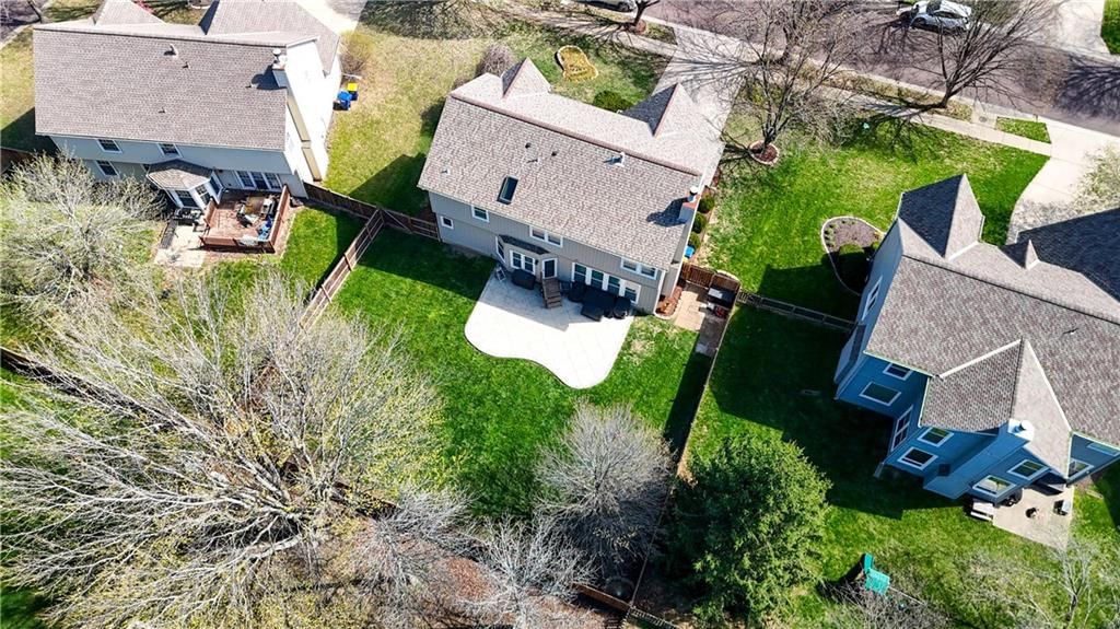 15204 OUTLOOK Street — photo 39