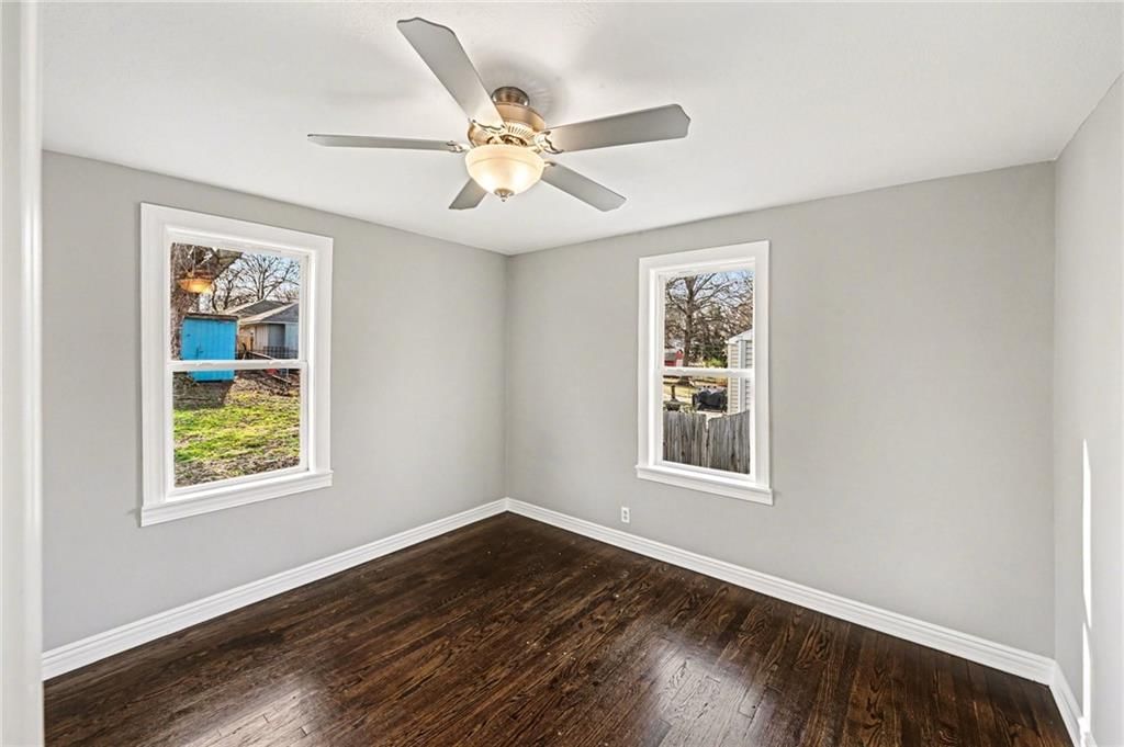 5715 Cedar Avenue — photo 11