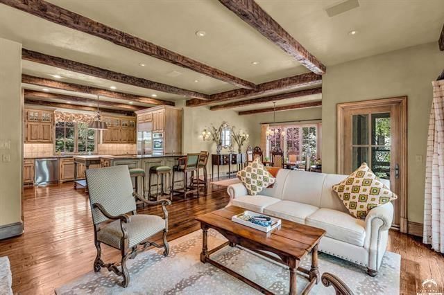 208 Fall Creek Drive — photo 5