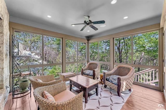 208 Fall Creek Drive — photo 11
