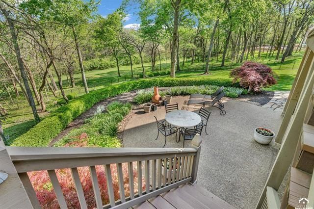208 Fall Creek Drive — photo 14