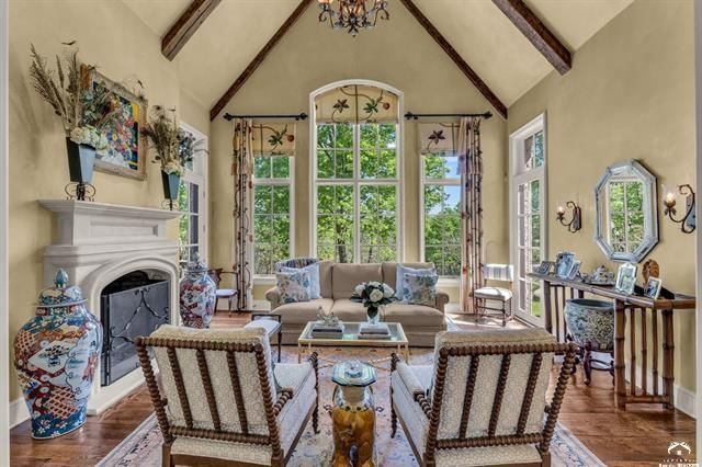 208 Fall Creek Drive — photo 17