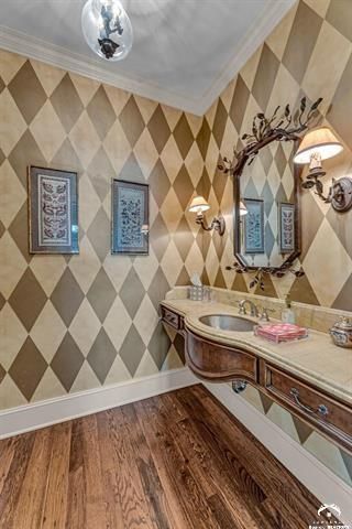 208 Fall Creek Drive — photo 20