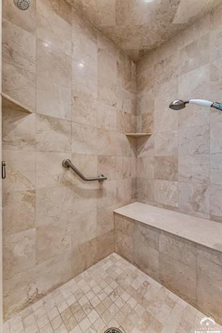 208 Fall Creek Drive — photo 25