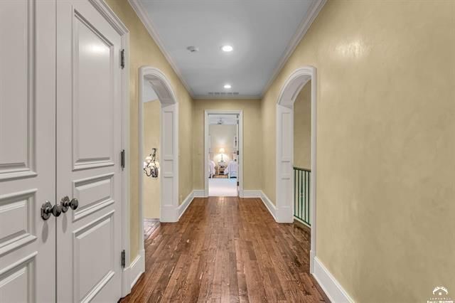208 Fall Creek Drive — photo 30