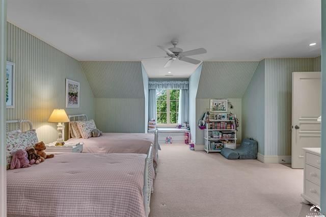 208 Fall Creek Drive — photo 32