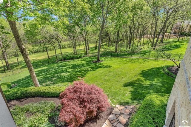208 Fall Creek Drive — photo 50
