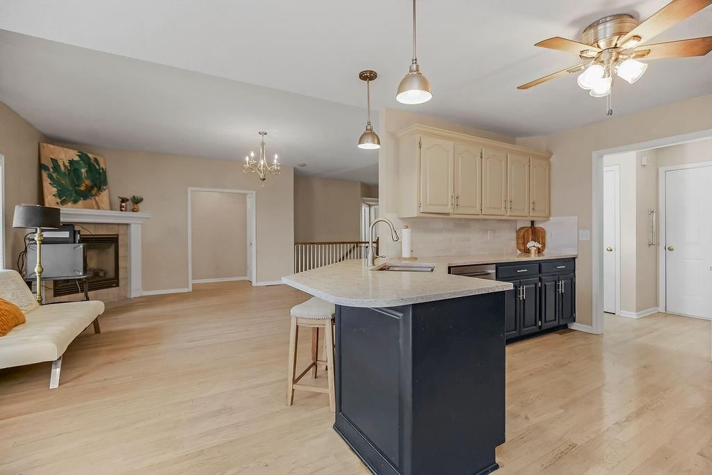 605 NW Silverstone Circle — photo 9