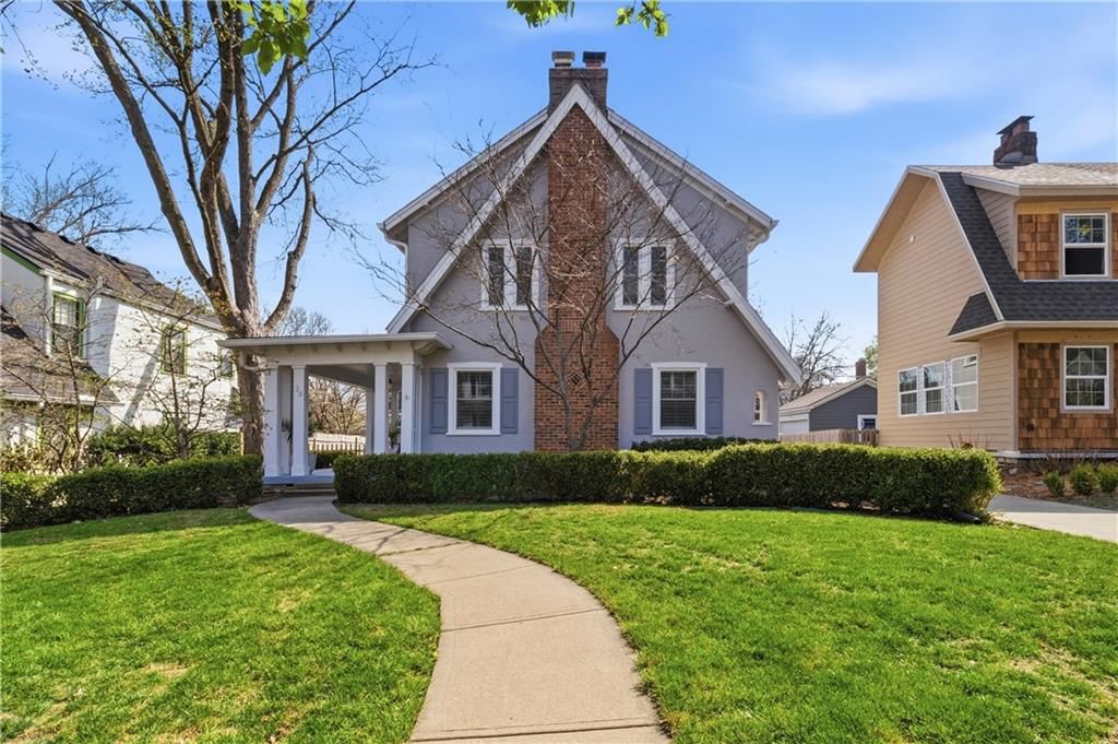 23 E Winthrope Road, Kansas City, MO
