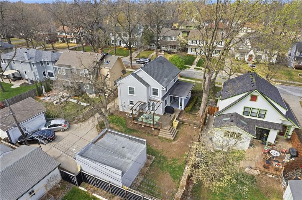 23 E Winthrope Road — photo 48
