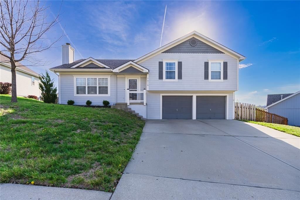 7419 N HICKORY Street, Kansas City, MO