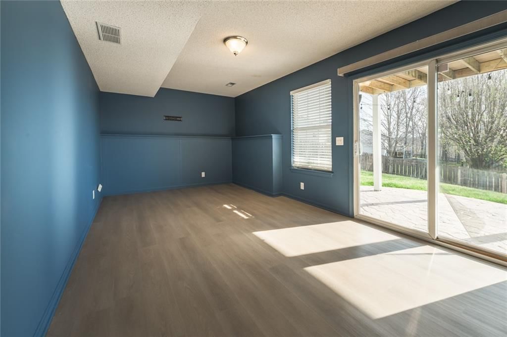 7419 N HICKORY Street — photo 15