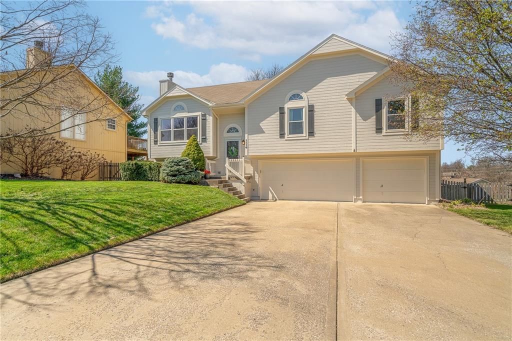 1116 NE WOODBURY Court — photo 4