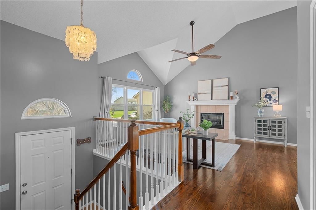 1116 NE WOODBURY Court — photo 5