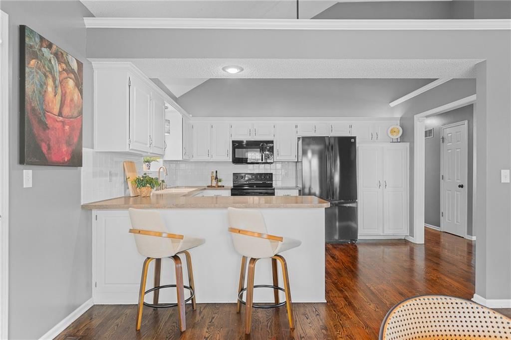1116 NE WOODBURY Court — photo 13