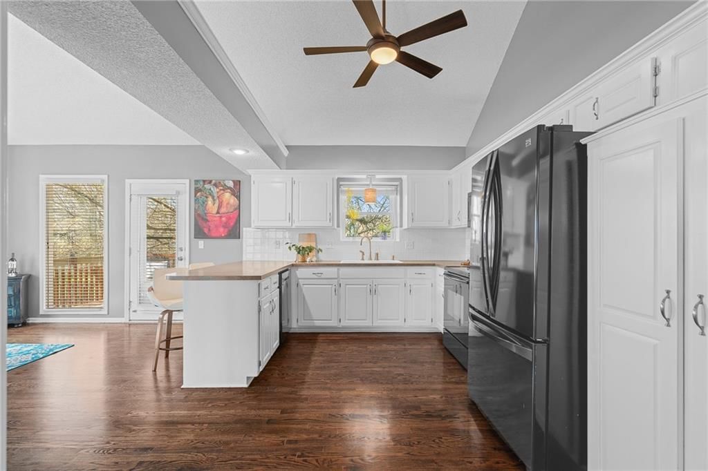 1116 NE WOODBURY Court — photo 14