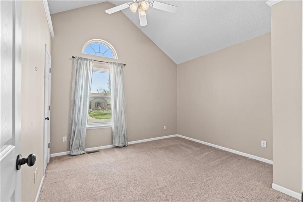 1116 NE WOODBURY Court — photo 26