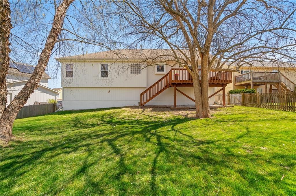 1116 NE WOODBURY Court — photo 36