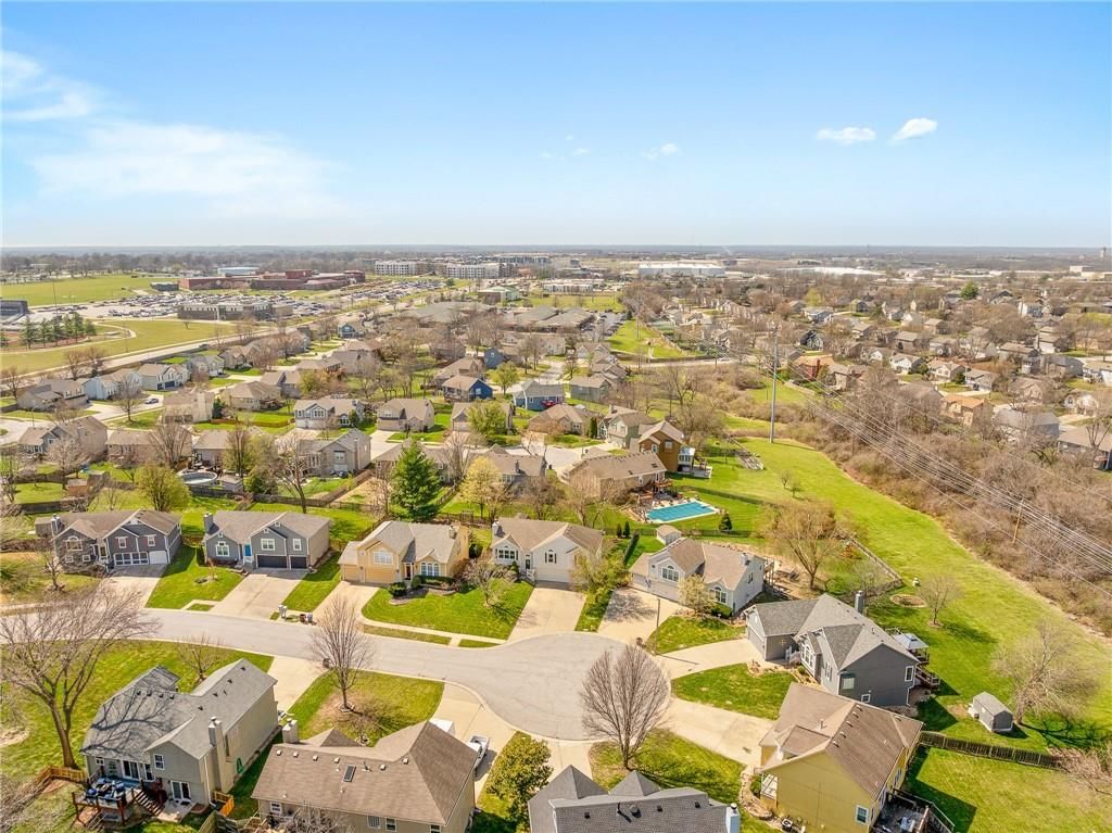 1116 NE WOODBURY Court — photo 43