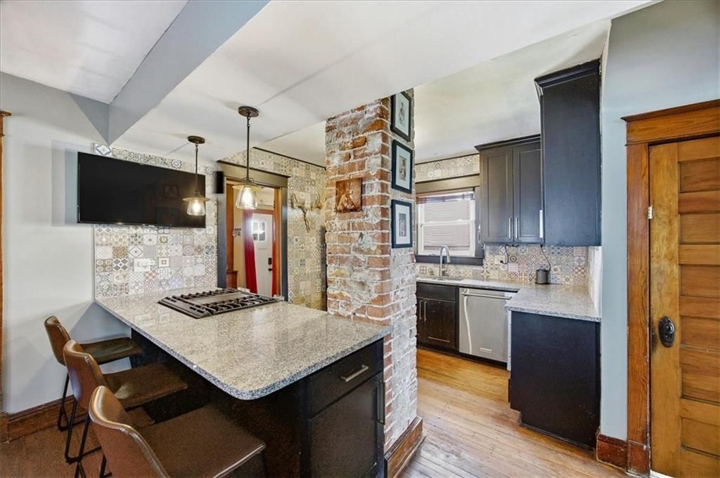 4142 Locust Street — photo 8