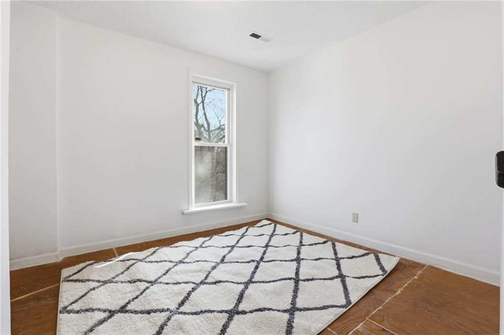 419 Maple Boulevard — photo 23