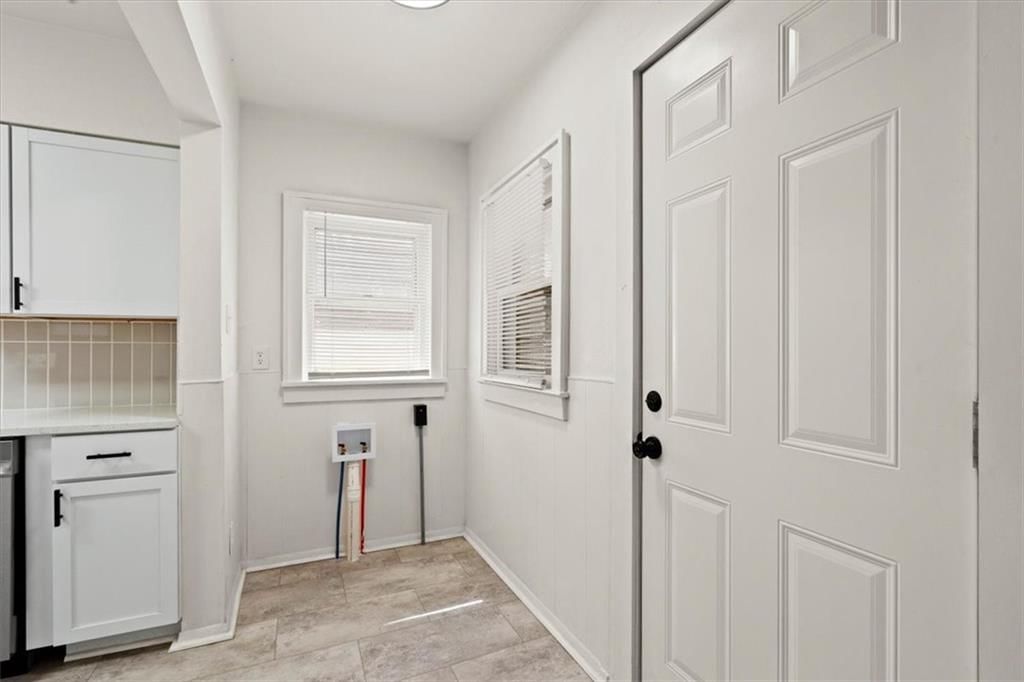 8028 Flora Avenue — photo 14