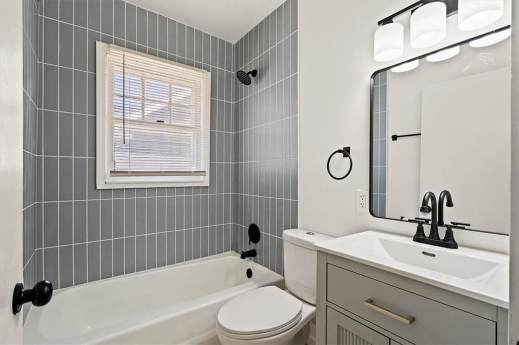 8028 Flora Avenue — photo 18
