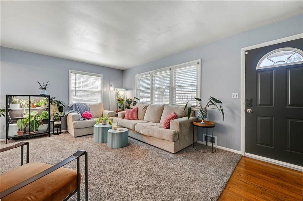 3537 N Walrond Avenue — photo 6