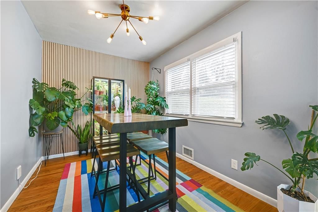 3537 N Walrond Avenue — photo 9