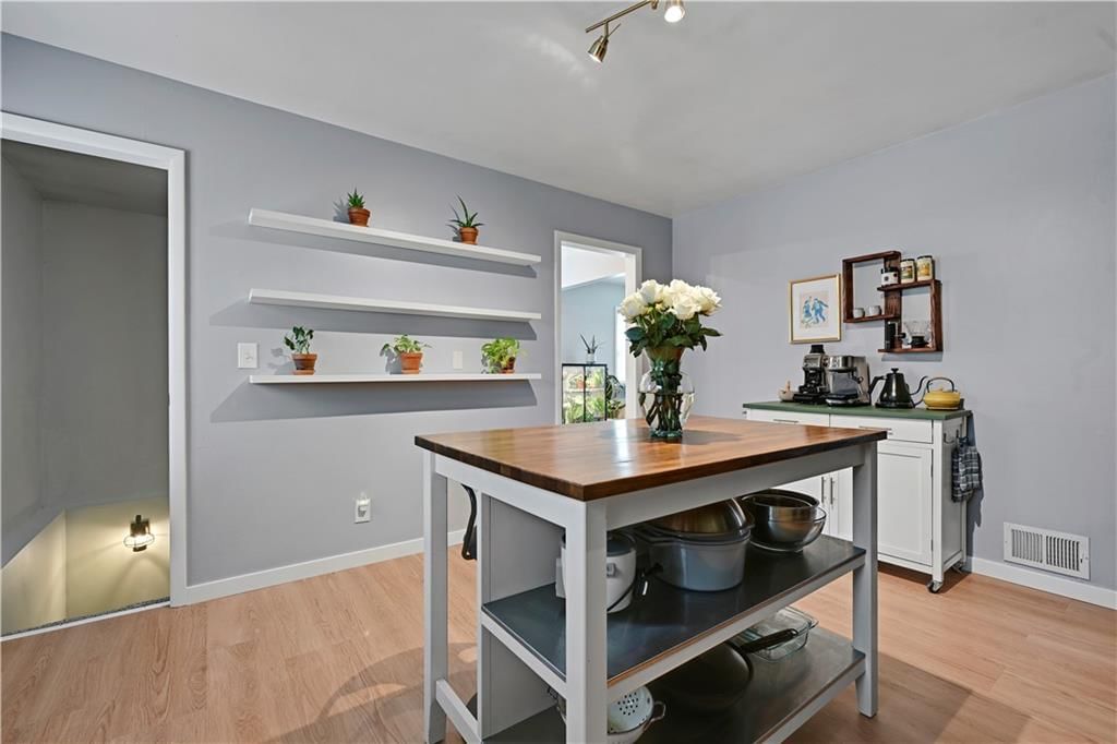 3537 N Walrond Avenue — photo 13
