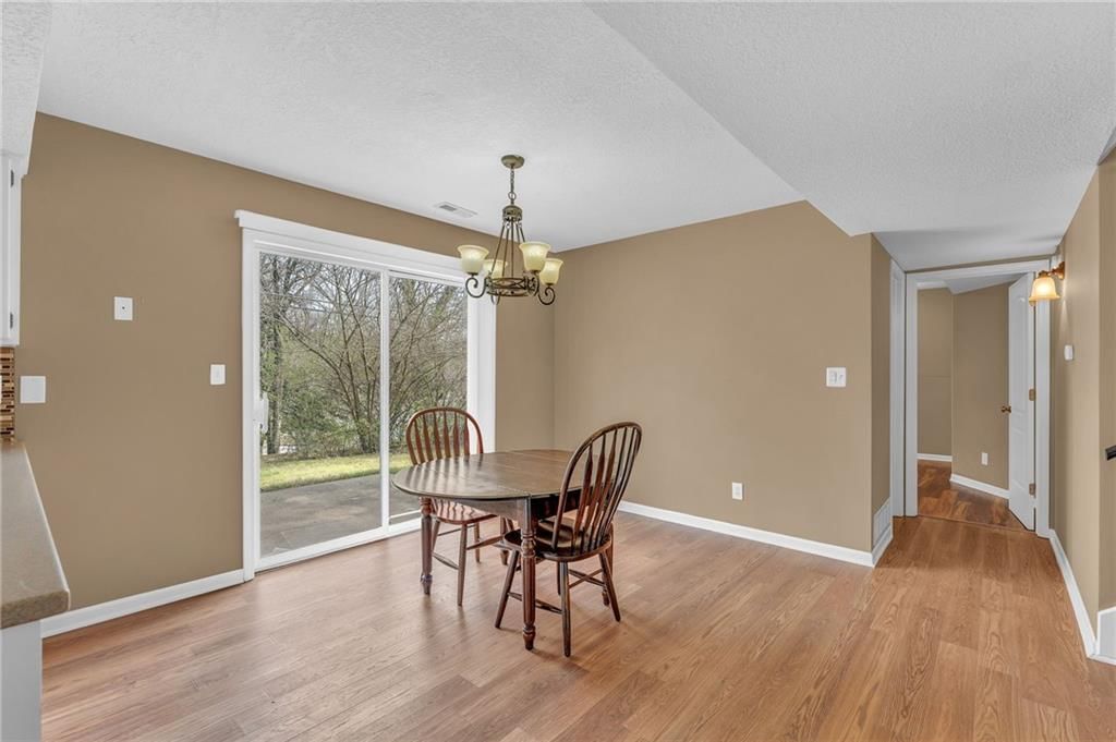 912 Chalk Hill Court — photo 25