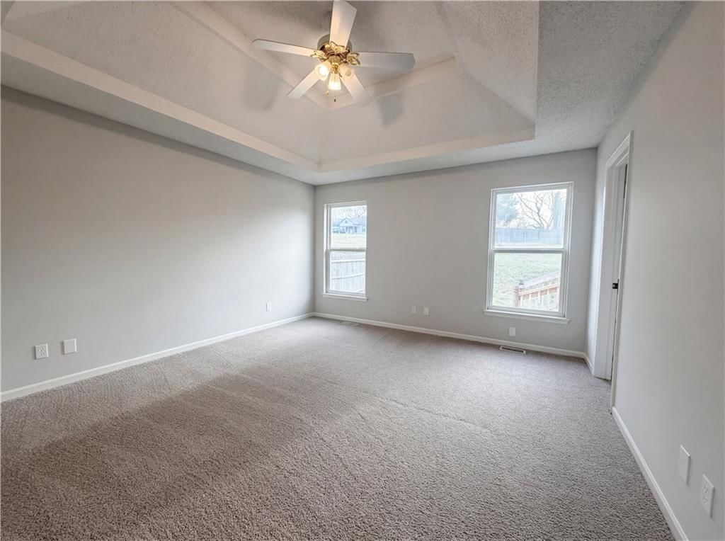 6417 N Kirkwood Avenue — photo 4